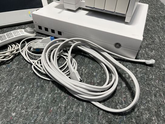 Patient monitoring system GE B850