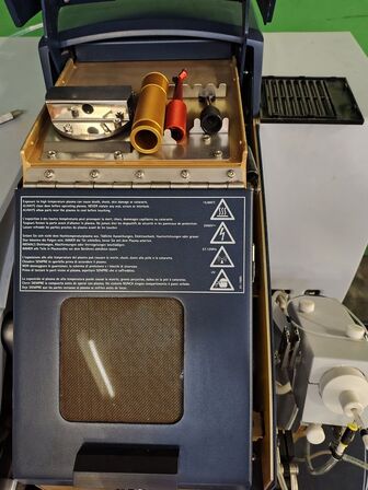 Chemical spectrometer.  BRUKER.  Aurora M90. 