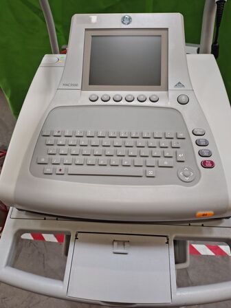 ECG Machine GE MAC 3500