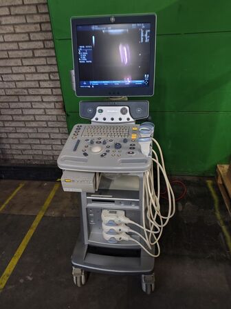 Ultrasound scanner GE Logiq P6
