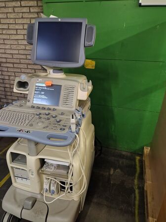 Ultrasound scanner GE Logiq 9