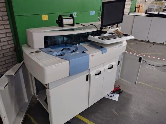 Chemistry Analyzer.  KONELAB Prime 60i