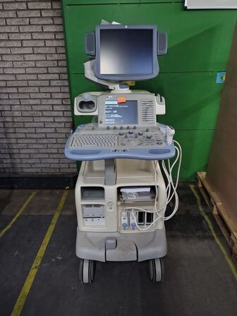 Ultrasound scanner GE Logiq 9