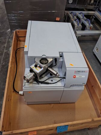 Liquid Chromatograph Mass Spectrometer SHIMADUZ  LMCS-2010