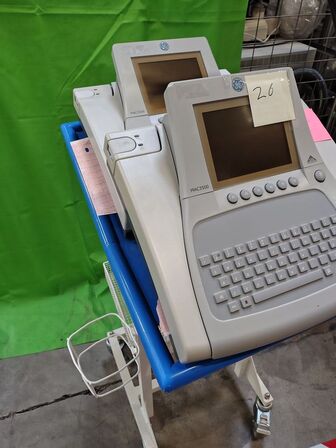 Two ECG units GE MAV3500