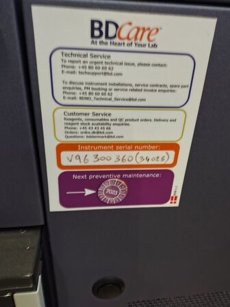 Flow Cytometer  BD  FacsCanto ll