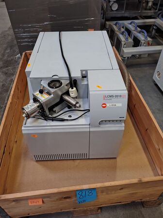 Liquid Chromatograph Mass Spectrometer SHIMADUZ  LMCS-2010