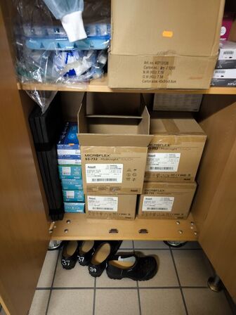 "Tøm skabet" - Handsker m.v.