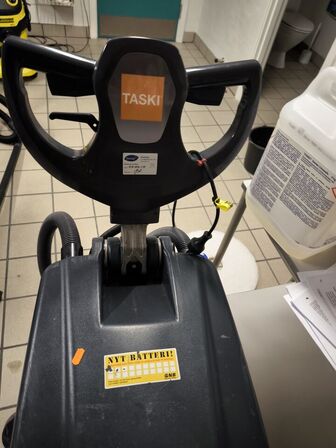 Gulvvasker TASKI Swingo 455