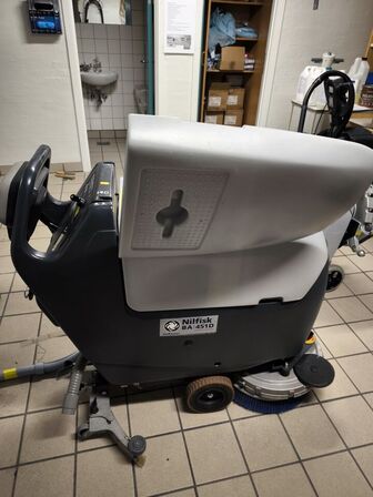 Gulvvasker NILFISK BA 451D