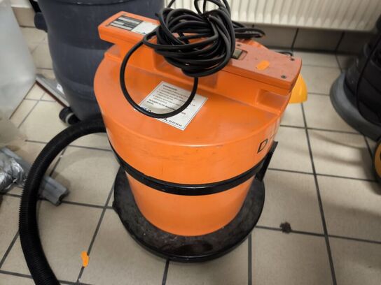 2 stk. støvsugere tør/våd