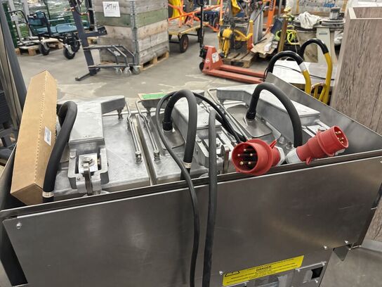 1 stk. Grill Xpress triple gulvmodel Garland (udstillingsmodel, se billeder)(Læs beskrivelse)