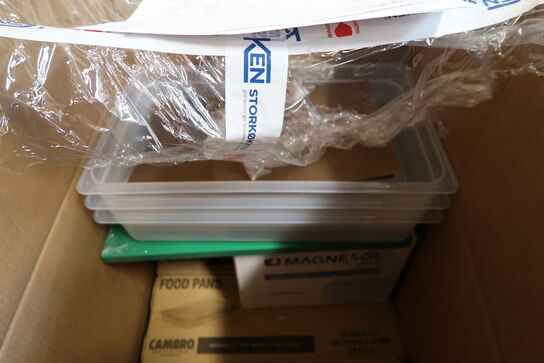 2 stk. paller med varelager (se billeder for indhold)