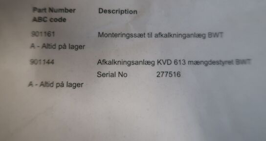 Palle med varelager (se billeder for indhold)