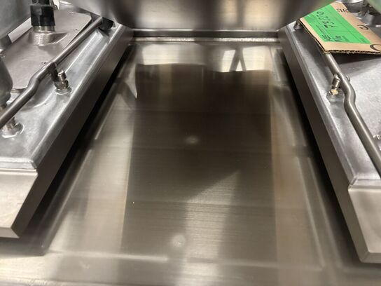 1 stk. Grill Xpress triple gulvmodel Garland (udstillingsmodel, se billeder)(Læs beskrivelse)