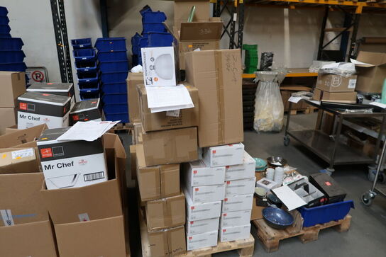 5 stk. paller med varelager (se billeder for indhold)