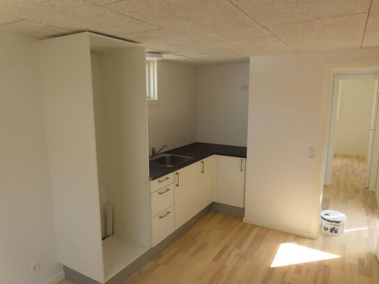 Beboelsesvogn nyindrettet, med køkken og bad