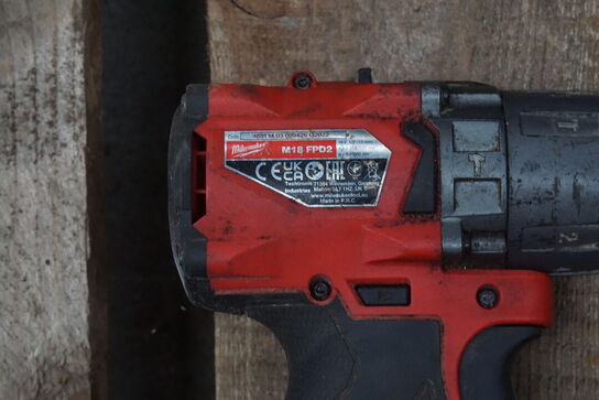 Vinkelsliber + boremaskine MILWAUKEE 