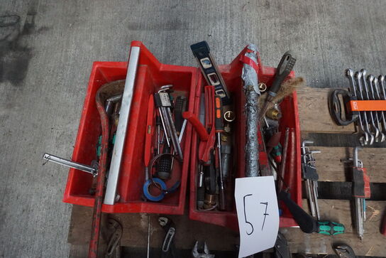 Palle med diverse håndværktøj 