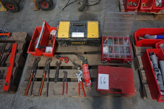 Palle med diverse håndværktøj 
