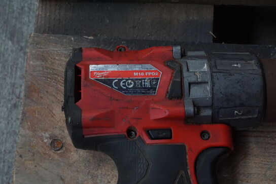 4 stk. Boremaskiner MILWAUKEE