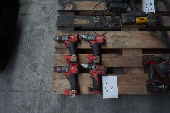 4 stk. Boremaskiner MILWAUKEE