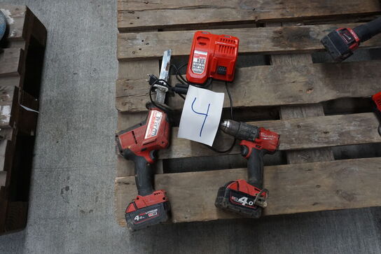 Boremaskine + stiksav MILWAUKEE 