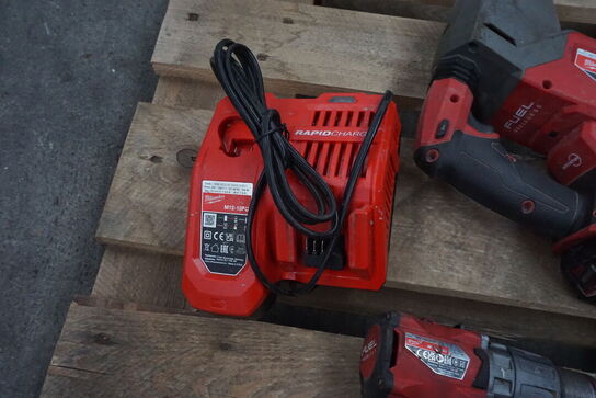 2 stk. Boremaskiner MILWAUKEE