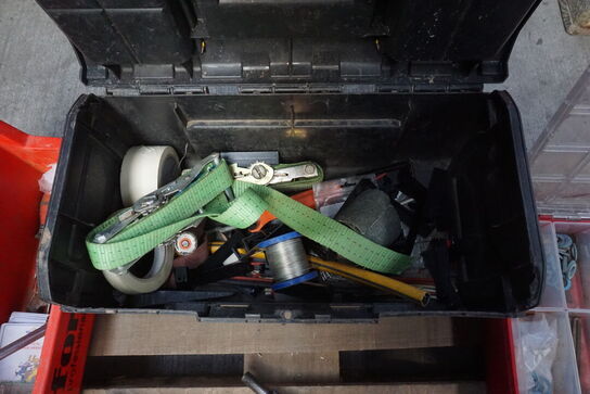 Palle med diverse håndværktøj 