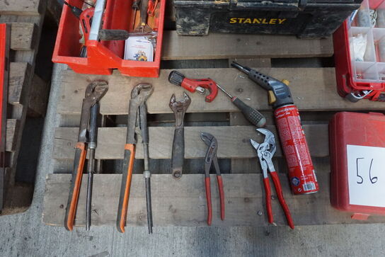 Palle med diverse håndværktøj 
