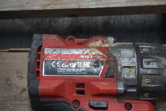 2 stk. Boremaskiner MILWAUKEE