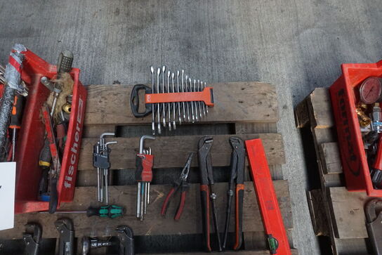 Palle med diverse håndværktøj 