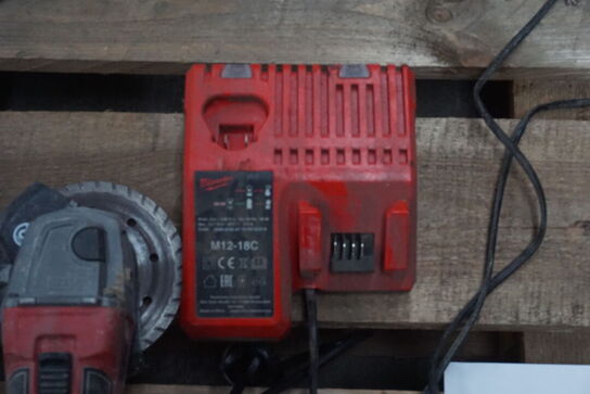 Vinkelsliber + boremaskine MILWAUKEE 