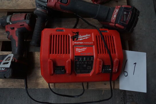 Vinkelsliber + 2 stk. boremaskiner MILWAUKEE