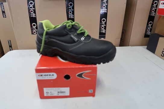 1 Par Cofra | Sikkerhedssko Tallinn | Sort/neon gul | 42 Model nr: 256753