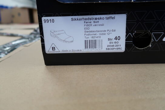 1 Par Bjerregaard | Sikkerhedstræsko | Sort | 40 Model nr: 311082