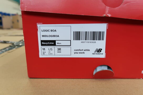 1 Par New Balance | New Balance Sikkerhedssko | Blå | 45 Model nr: 1737516