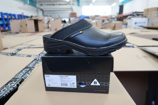 1 Par Bjerregaard | Træsko | Sort | 45 Model nr: 311073