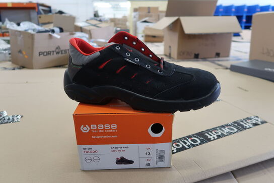 1 Par Base | Base Toledo sikkerhedssko S1P | Sort/rød | 48 Model nr: 1713231