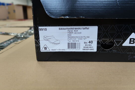 1 Par Bjerregaard | Sikkerhedstræsko | Sort | 40 Model nr: 311082
