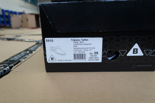 1 Par Bjerregaard | Træsko | Sort | 39 Model nr: 311067