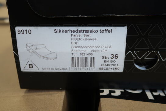 1 Par Bjerregaard | Sikkerhedstræsko | Sort | 36 Model nr: 311078