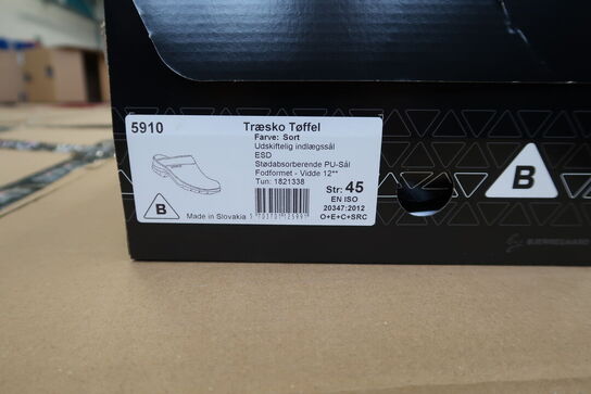 1 Par Bjerregaard | Træsko | Sort | 45 Model nr: 311073