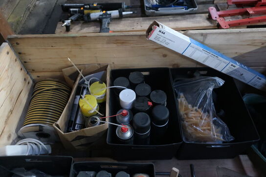 Palle med diverse forbrugsvarer