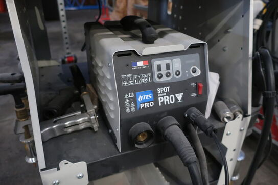 IMS-spotter på vogn SPOT PRO 400 V