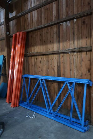 2 fag pallereol á 3 stk. stiger og 6 stk. vanger