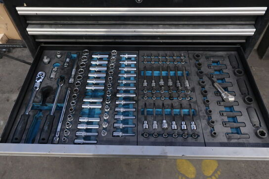 Værktøjsvogn PROMEISTER med indhold