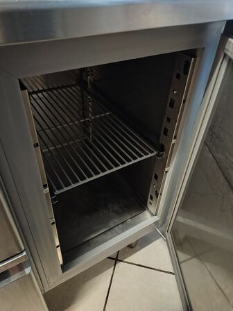 Stort køle/frysebord INTERLUX