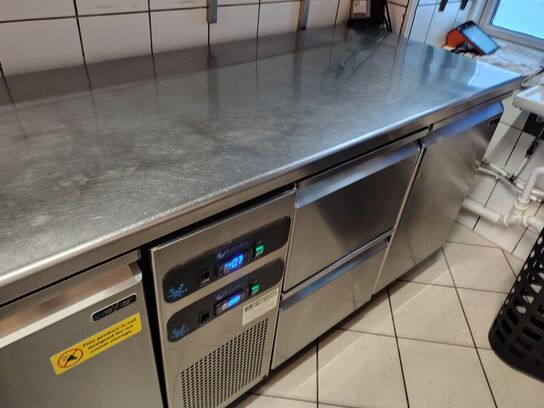 Stort køle/frysebord INTERLUX