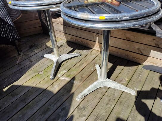 Seks runde caféborde